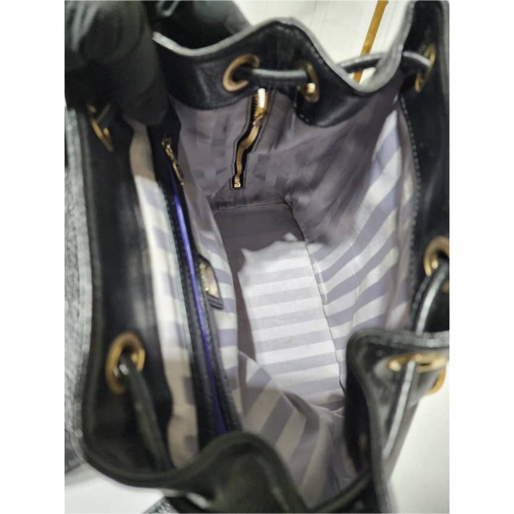 Authentic MCM Vintage Leather Backpack Black - Picture 4 of 11